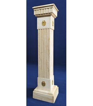 Louis XVI style column in white marble and gilt bronze - France 20th century     