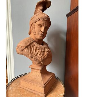 Busto di un imperatore romano  di terracotta