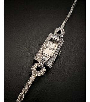 Orologio  in  platino   " Art  -  Dèco "  con  Diamanti 