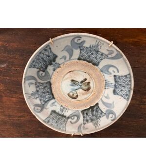 Antico Piatto Porcellana Cina XVIII sec dinastia Ming . Diametro cm 23,50