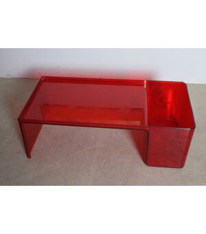 Tavolino da salotto/fumo Kartell 1980   “Usame “design Patricia Urquiola.  Mis 85 x 41 . h 28 