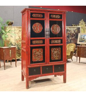 Chinese cabinet in the twentieth century lacquered wood