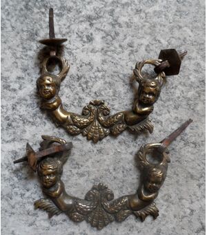 Importante coppia di maniglie in bronzo XVI secolo