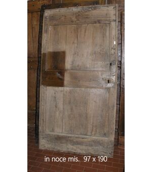 ptir389  porta in noce con fasce chiodi ,mis. cm 97 x 190