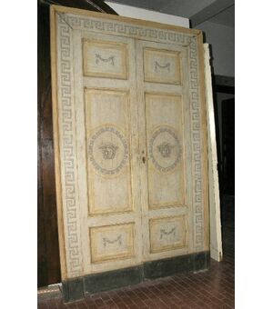 ptl181 n.2 lacquered doors luigi XVI mis. max 154 xh 256 cm     
