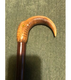 Stick with horn handle depicting an Ibis bird.     