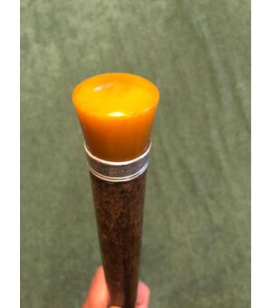 &#39;Pile&#39; stick with Bakelite knob that lights up (via pile to be inserted inside).     