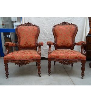 Coppia di poltrone in mogano scolpite Carlo X prima metà 1800 Lombarde