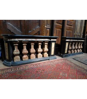 dars400 - pair of marble balustrades, cm l 158 xh 78 x p. 35     
