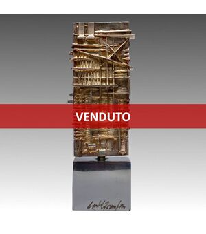 ARNALDO POMODORO, scultura "STELE", firmata in bronzo argentato, 1977