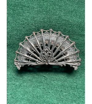 Perforated silver napkin holder with floral and rocaille ornamental motifs Italy.     