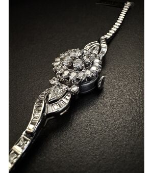 Orologio - bracciale  con  orologio  a  scomparsa  LONGINES 