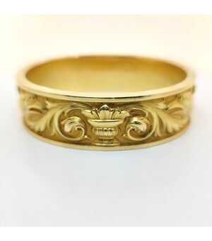 Bracciale rigido in oro 