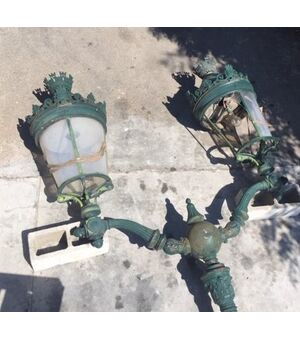lamp172 - n. 3 lampposts with two lamps, &#39;800 /&#39; 900 period, cm h 615 xl cm 165     
