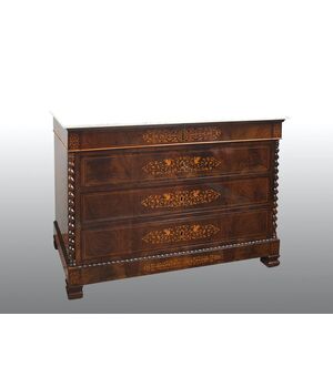 Antique Smith Napoletano chest of drawers in mahogany feather with maple inlays.19th Century period.     