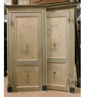 pts737 - n. 4 lacquered doors complete with frame, second half of the 18th century     