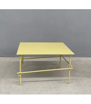 Tavolino Shanghai Tip by Patricia Urquiola