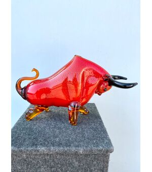 Submerged glass bull with gold leaf inclusions.Seguso manufacture.Murano.     