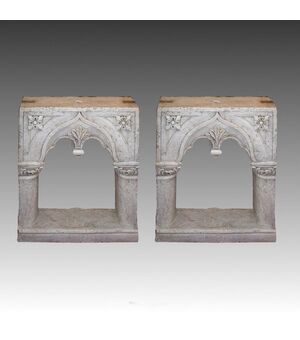 Coppia antiche finestre stile gotico veneziano