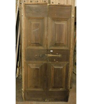 ptcr427 - walnut door with two wings, eighteenth century, cm l 93 xh 190     