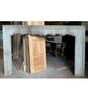 chl154 - lacquered wood fireplace, eighteenth century, measure cm l 261 xh 161     
