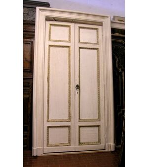 ptl258 two double doors lacquered ivory and gold mis.max 140x252