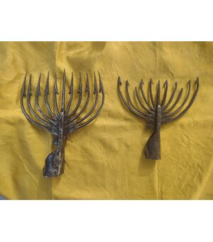 2 Arpioni in ferro forgiato XVIII secolo per la pesca delle anguille