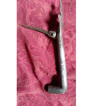 Battente in ferro spagnolo zoomorfo