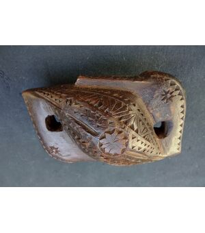 Marca da pane valdostana in legno inciso