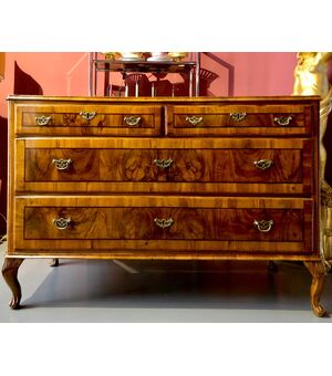 CASSETTONE IN RADICA DI NOCE DEL 700 VENEZIANO