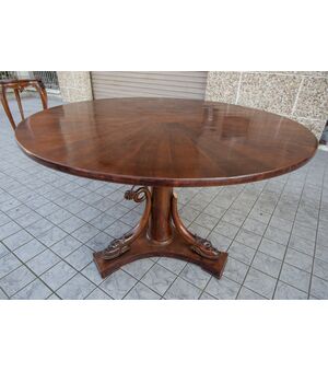 Tavolo tondo XIX secolo