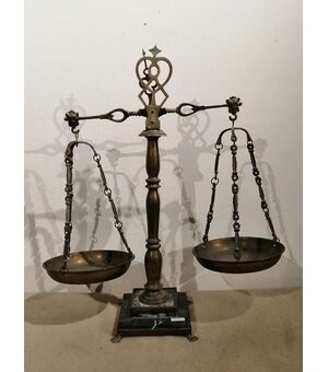 Bilancia dell'800 in rame