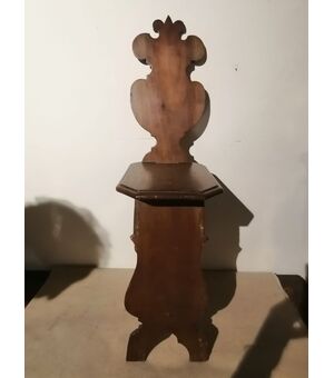 Sgabello del '600 in noce