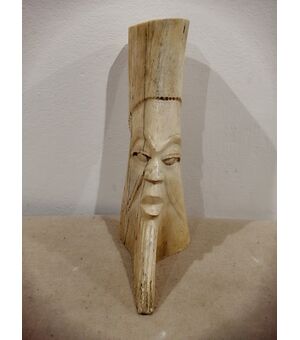 Scultura antica africana in osso raffigurante volto - XIX secolo