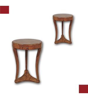 COPPIA DI TAVOLINI DIRETTORIO LASTRONATI E INTARSIATI FINE XVIII SECOLO