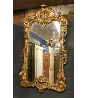 SPECC218 - Specchiera in legno intagliato e dorato, epoca fine '700, misure cm L 80 x H 146