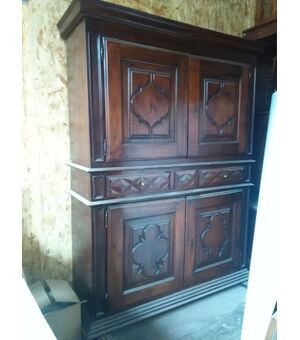 Credenza doppio corpo epoca 600