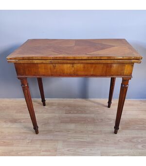 Tavolino da gioco Luigi XVI