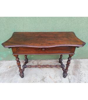 Scrivania in noce Rocchetto 600