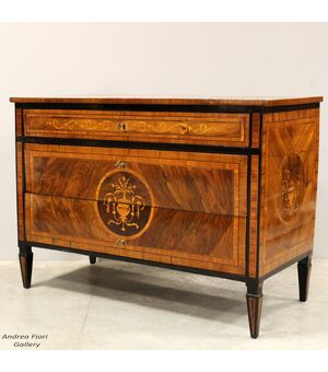 Antico cassettone comò Luigi XVI in noce intarsiato - Italia epoca '700