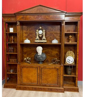 Libreria stile neoclassico