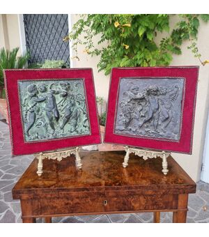 Coppia di altorilievi in bronzo neoclassici 1780 gioco di putti