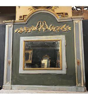 SPECC571 - Specchiera laccata con anta apribile, epoca '800, misure cm L 138 x H 133