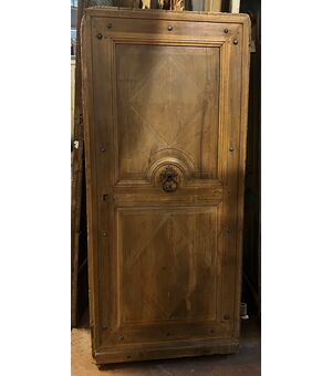 PTCR434 - Portoncino da ingresso rustico in noce, pannelli scolpiti a rombi, epoca '800, luce cm L 78 x H 173