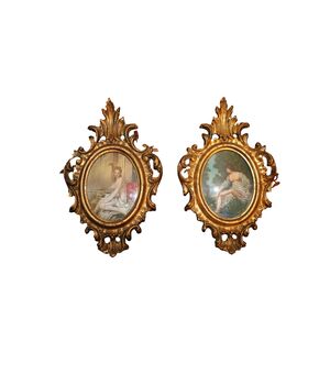 Pair of small pictures in golden frame - 20th century