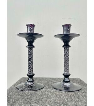 Coppia di candelieri in vetro ametista scuro con inclusione foglia d’argento.Vetreria Artistica Gambaro & Poggi.Murano.