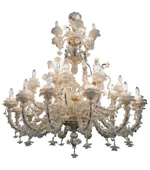 Sumptuous Murano Chandelier Glass Gold Inclusions, 1980s