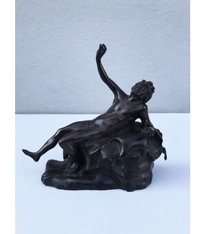 Scultura in bronzo "Satiro a riposo" metà XX secolo
