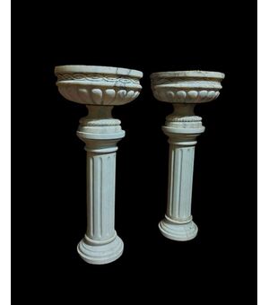 dars474 - coppia di vasi con colonne, misurano cm l 50 x p. 50 x h 115