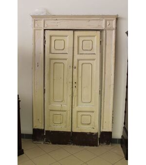 : Antique Door Placard Wall Cabinet! Period 800 to be restored